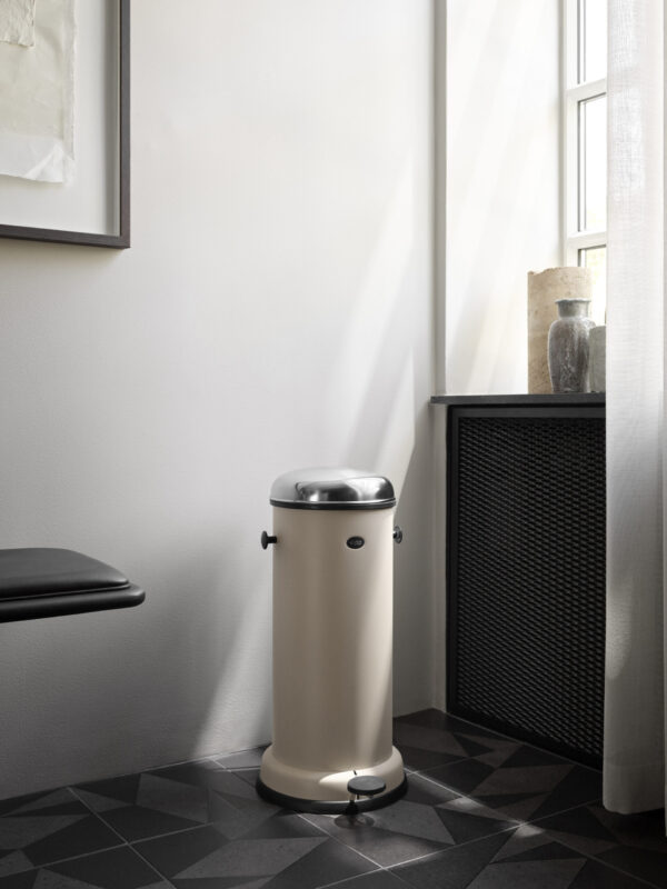 Vipp 16 - Pedalspand 18L - Image 2