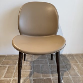 Spisestuestol – Vipp - Model Lodge - sæt pris på 6 stk. (udstillingsmodel)