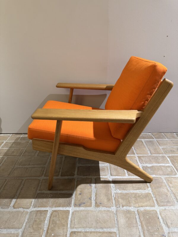 Lænestol – Hans J. Wegner - Model GE290 Lav (udstillingsmodel) - Image 3
