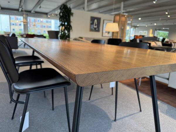Spisebord – dk3 - Model Corduroy (udstillingsmodel) - Image 2
