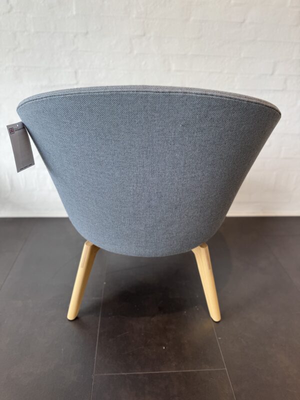 Loungestol – Fritz Hansen - Model Let (udstillingsmodel) - Image 4