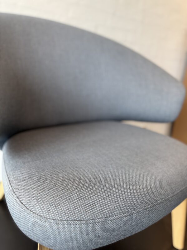 Loungestol – Fritz Hansen - Model Let (udstillingsmodel) - Image 2