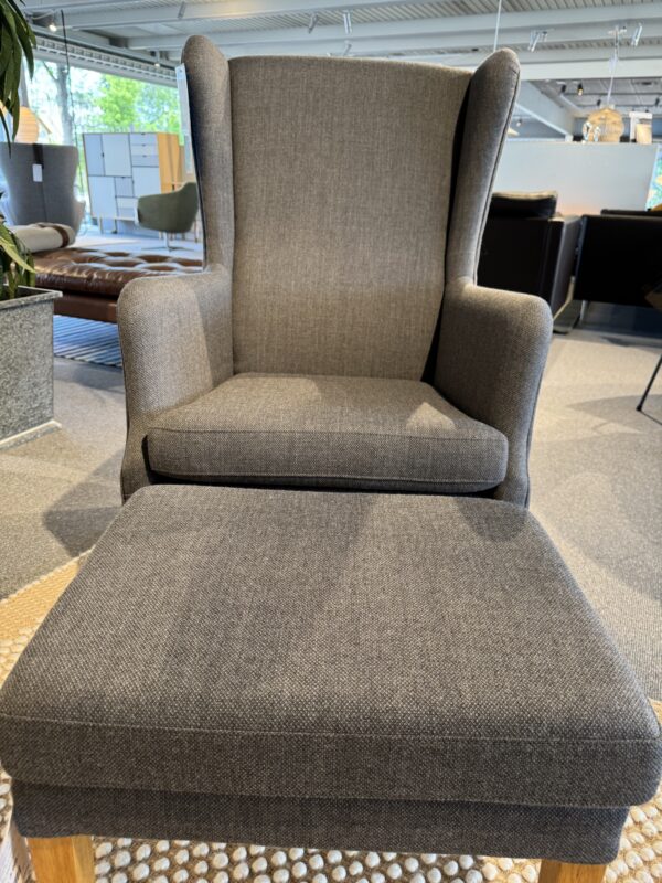 Lænestol – Nielaus - Model Jade inkl. skammel (udstillingsmodel) - Image 5
