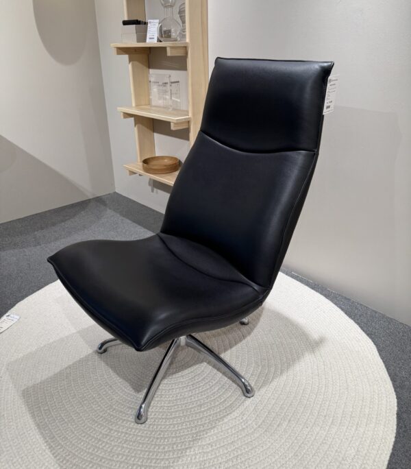 Lænestol – Berg Furniture - Model Smile u/armlæn (udstillingsmodel)