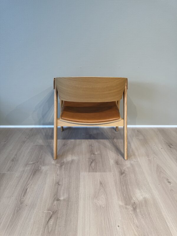 Loungestol – Muuto - Model Cover (udstillingsmodel) - Image 3