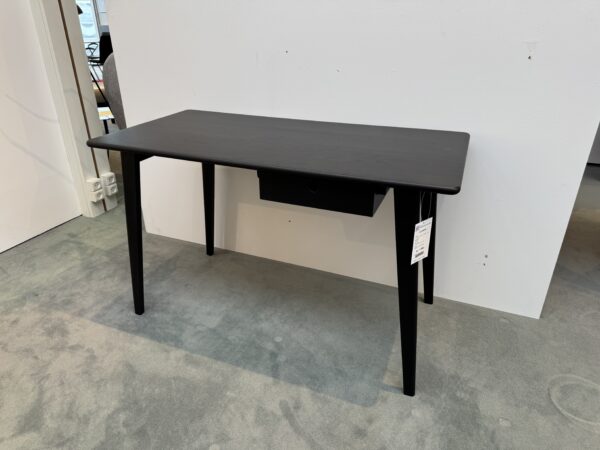 Skrivebord – FDB Møbler - Model Butler C67 (udstillingsmodel) - Image 3