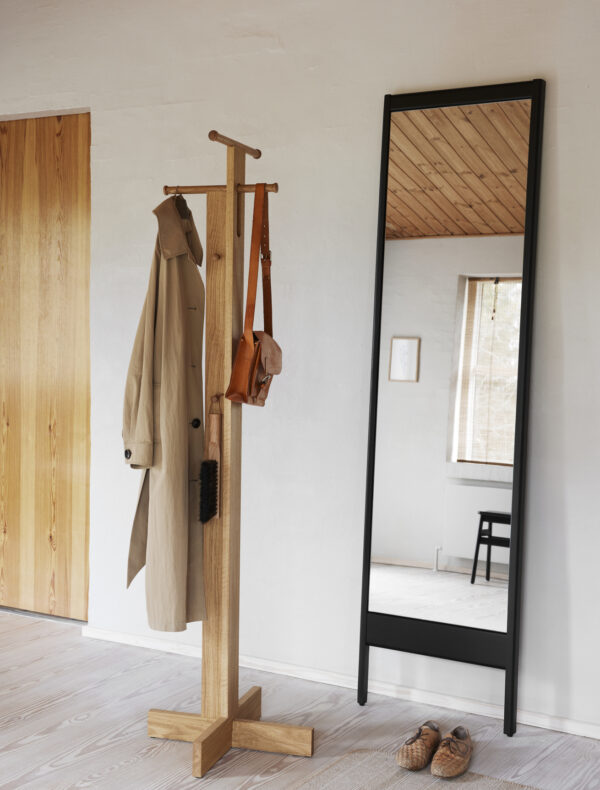 Gulvspejl - Form & Refine - A Line Mirror - Billede 2