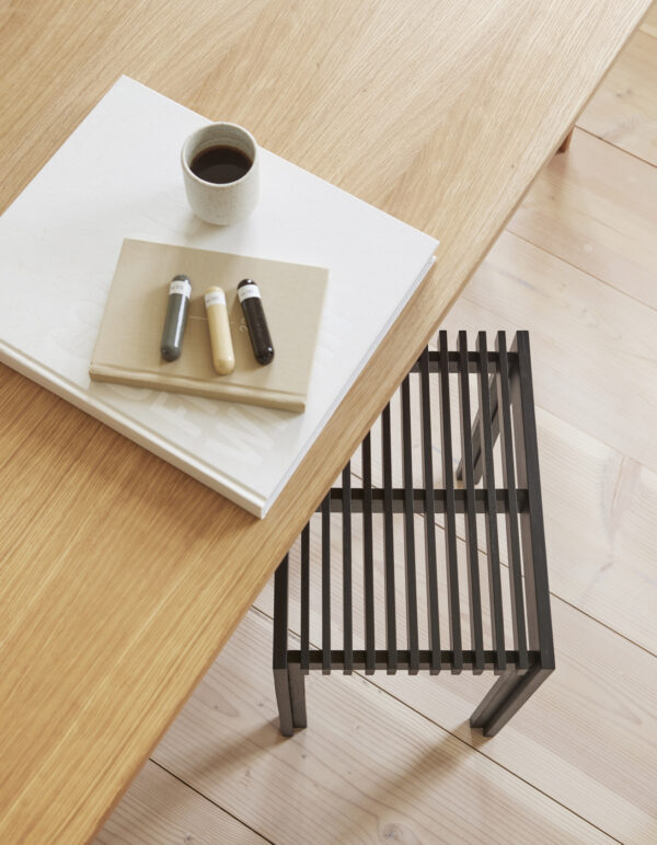 Skammel - Form & Refine - Lightweight Stool - Billede 2