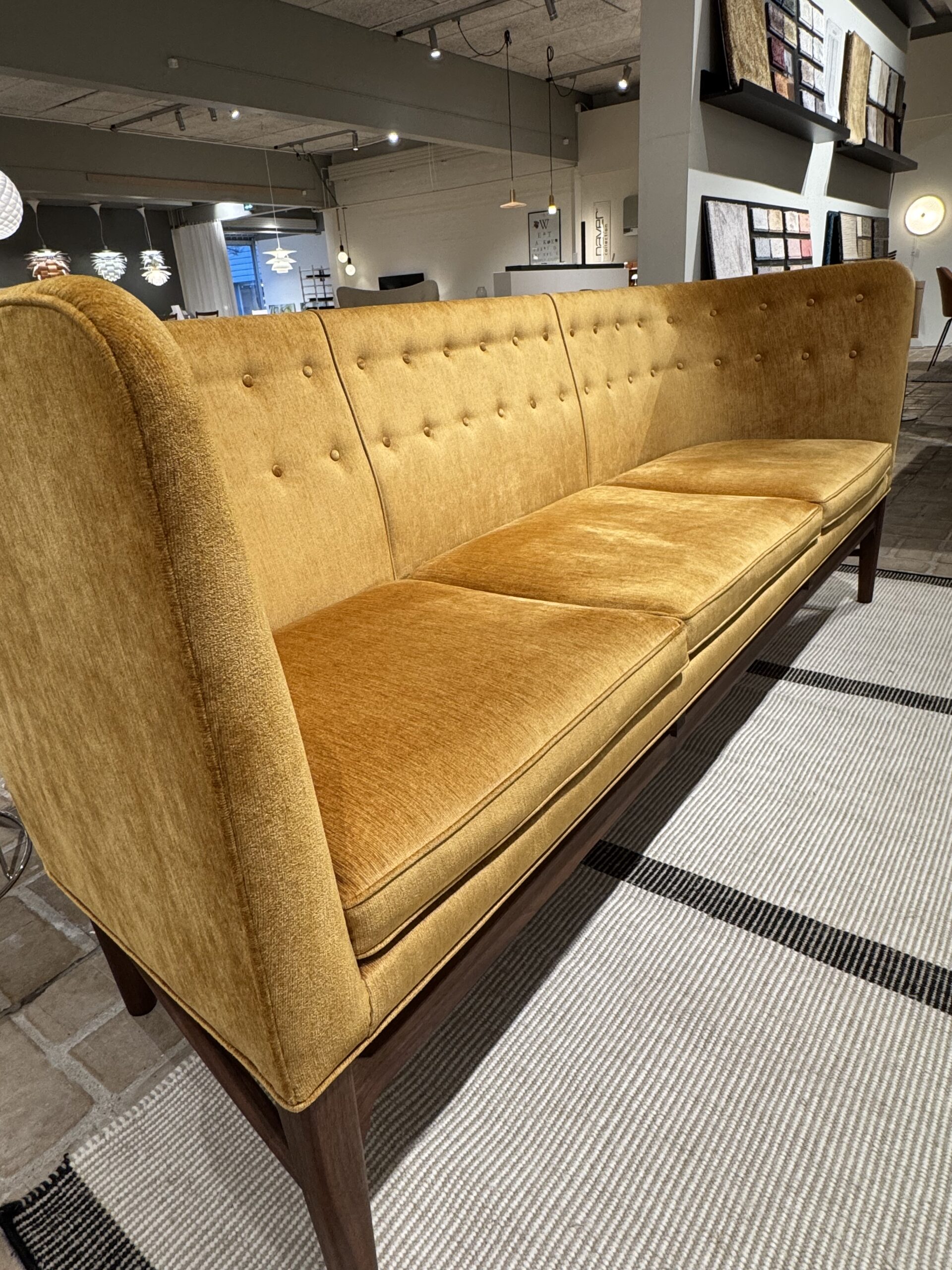 3 pers. Sofa – Arne Jacobsen - Mayor AJ5 (udstillingsmodel) - Billede 2