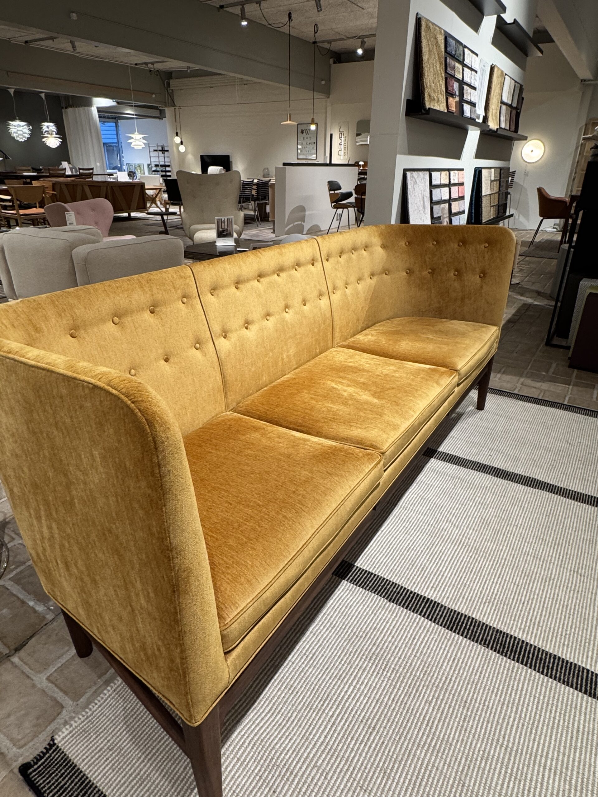 3 pers. Sofa – Arne Jacobsen - Mayor AJ5 (udstillingsmodel) - Billede 4