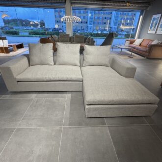 Sofa – Eilersen - Model Bas m/chaiselong (udstillingsmodel)