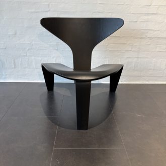 Loungestol – Poul Kjærholm - PK0 A™ (udstillingsmodel)