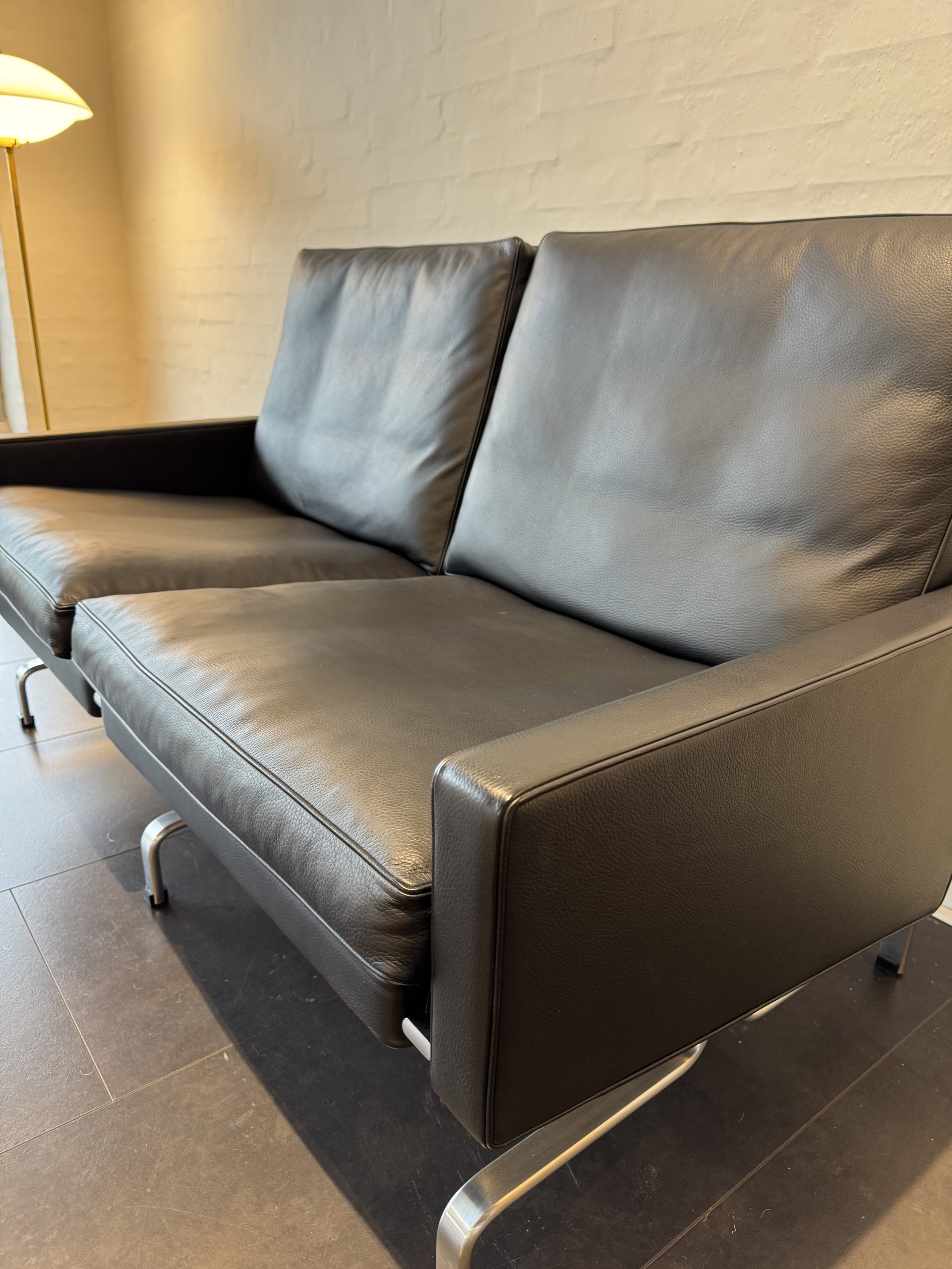 2 pers. sofa – Poul Kjærholm - PK31™ (udstillingsmodel) - Billede 3