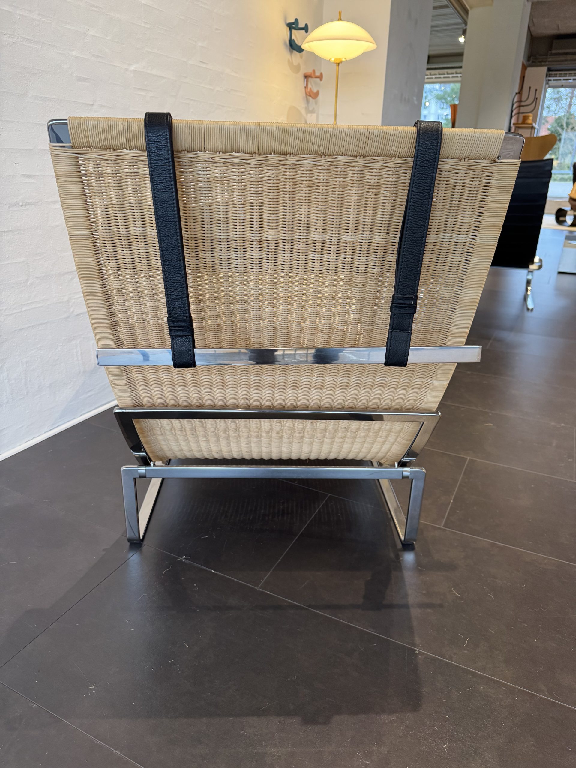 Loungestol – Poul Kjærholm - PK24™ (udstillingsmodel) - Billede 6