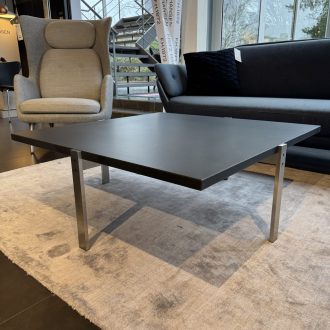 Sofabord – Poul Kjærholm - PK65™ (udstillingsmodel)