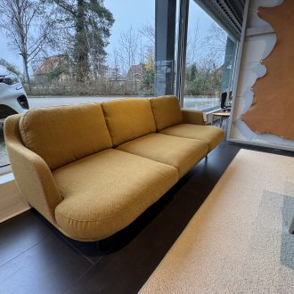 3 pers. Sofa – Jaime Hayon - Model Lune™ (udstillingsmodel)