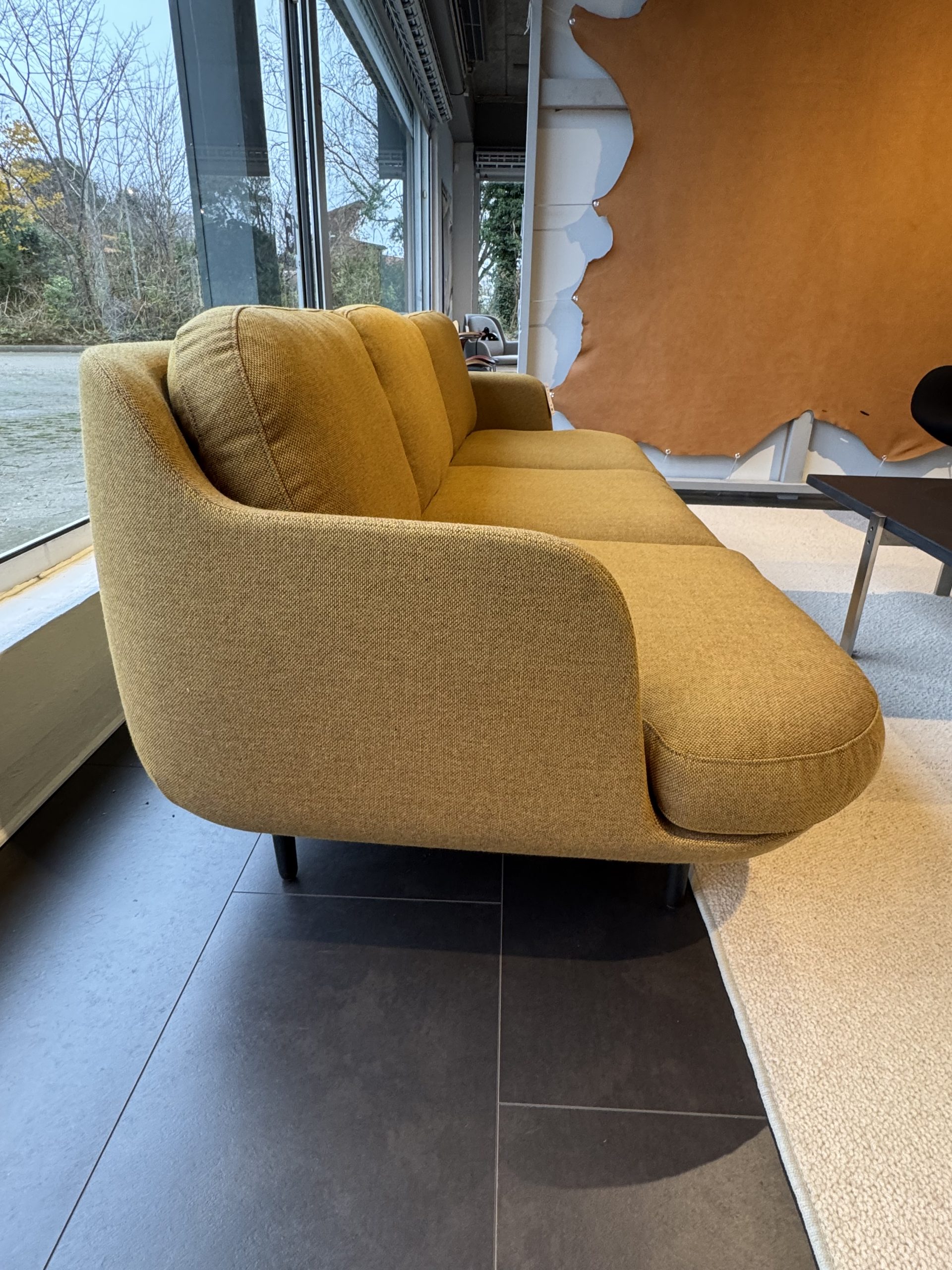 3 pers. Sofa – Jaime Hayon - Model Lune™ (udstillingsmodel) - Billede 4