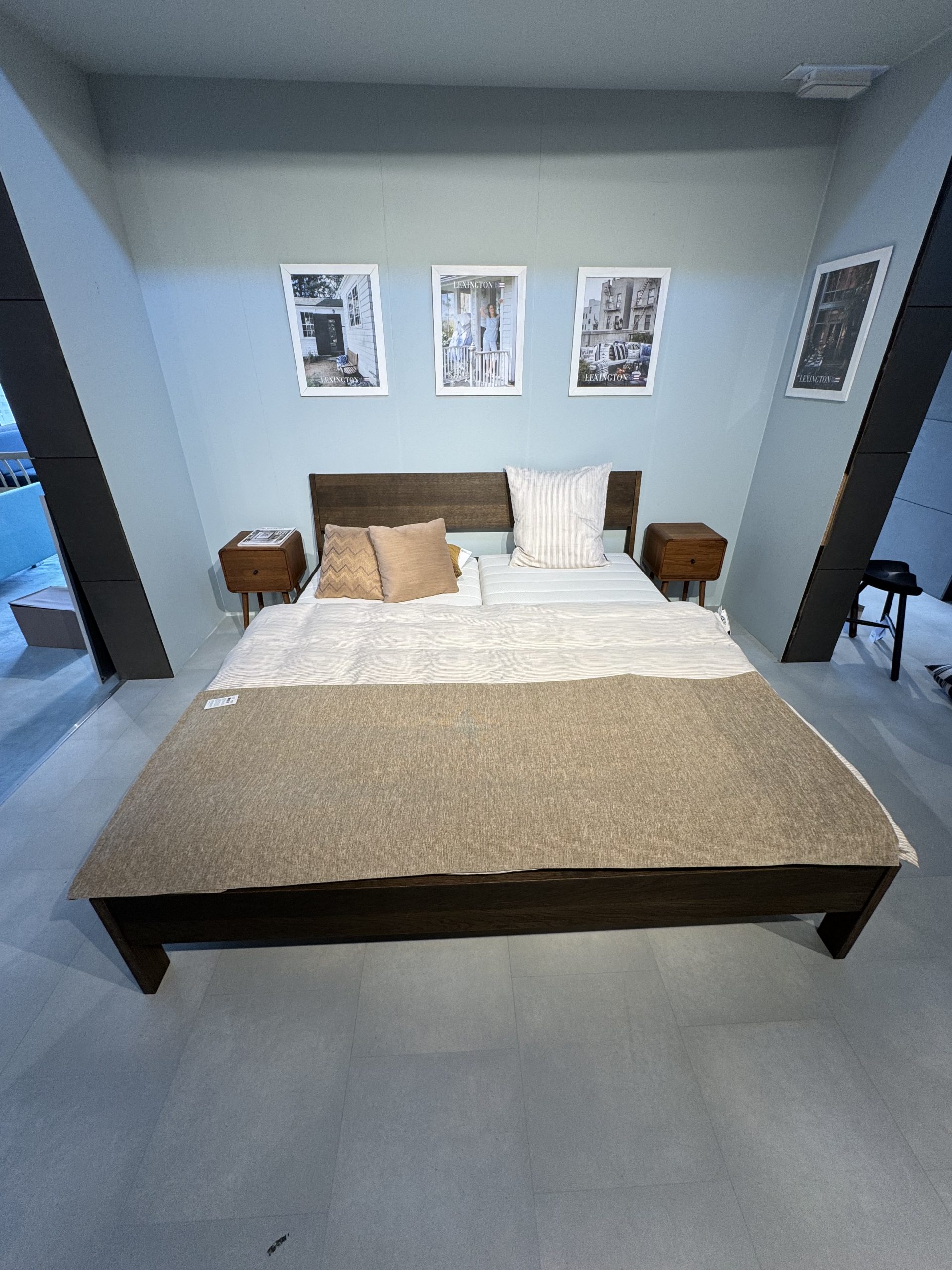 SOLGT ! Rye seng - Model Ejer m/ Inizio madrasser (udstillingsmodel)